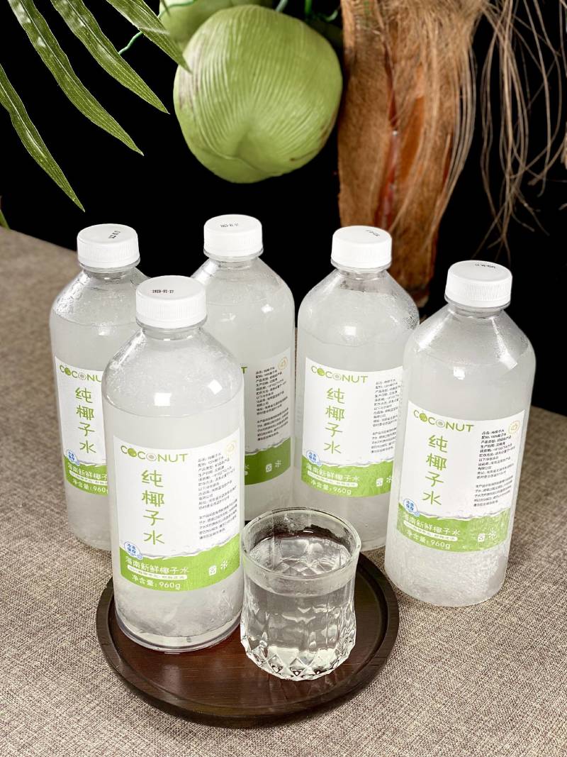 新鲜椰子水纯椰青椰子水椰青水餐饮工厂直供