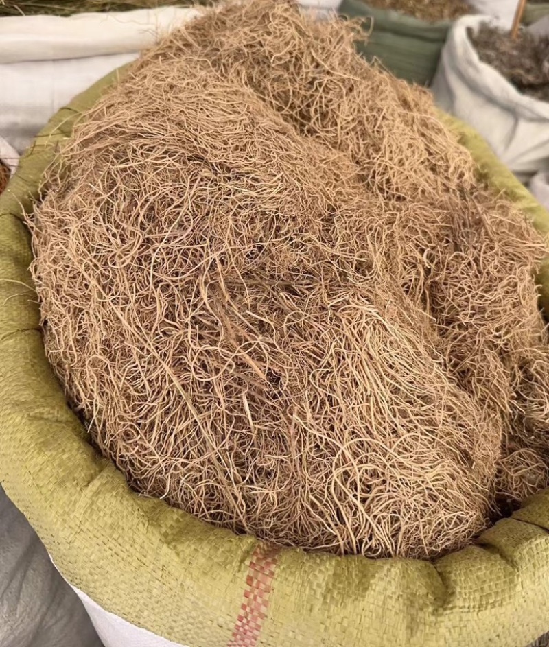 了叼竹徐长卿带叶纯根两种规格