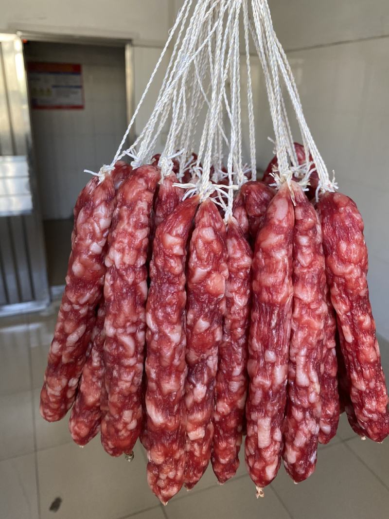 精制肠皇广式腊肠天然猪肠衣腊肠咸甜适中走量中山黄圃腊味