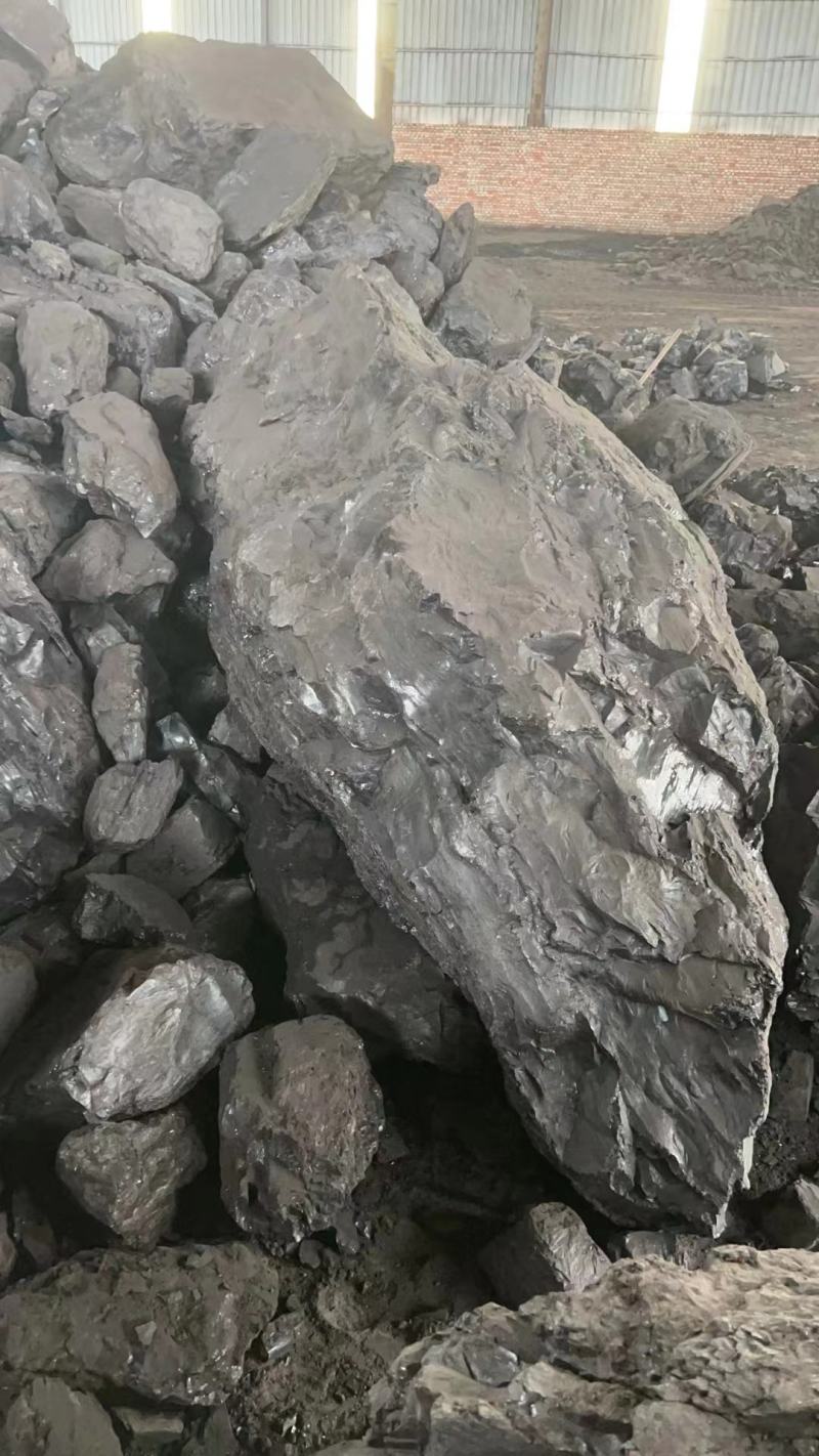 云南柴煤大块烤烟民用烤火烧烤，化白灰不结渣