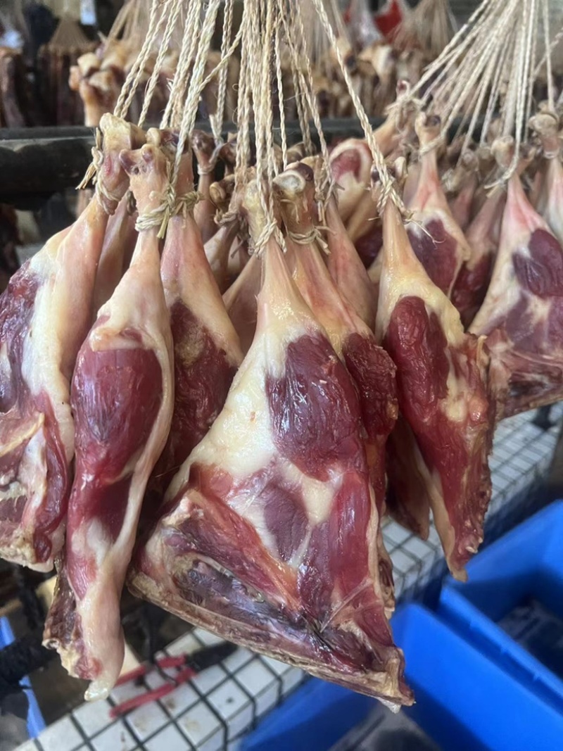 腊鸭腿展会地摊电商精品大鸭腿腊鸭条干鸭小腿腊鸭比板鸭干