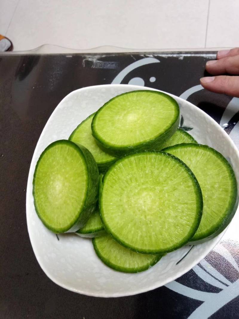 丹东马市岛水果萝卜