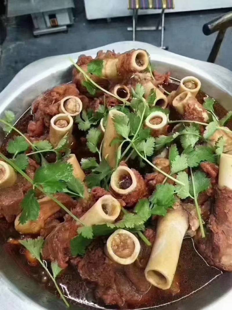 带肉羊棒骨