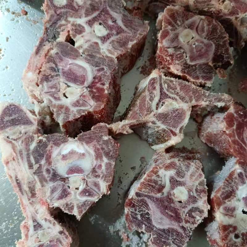 国产羔羊羊蝎子锯块，新鲜货，适合羊蝎子火锅，麻辣羊蝎子。