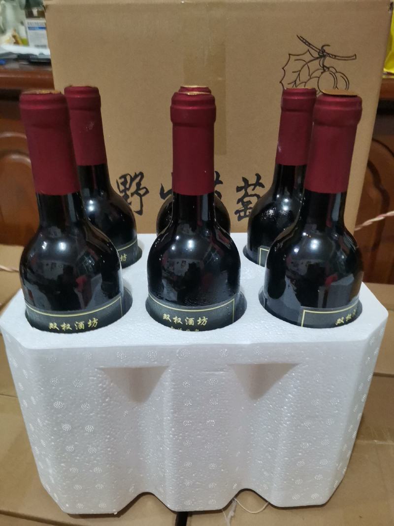 山葡萄酒