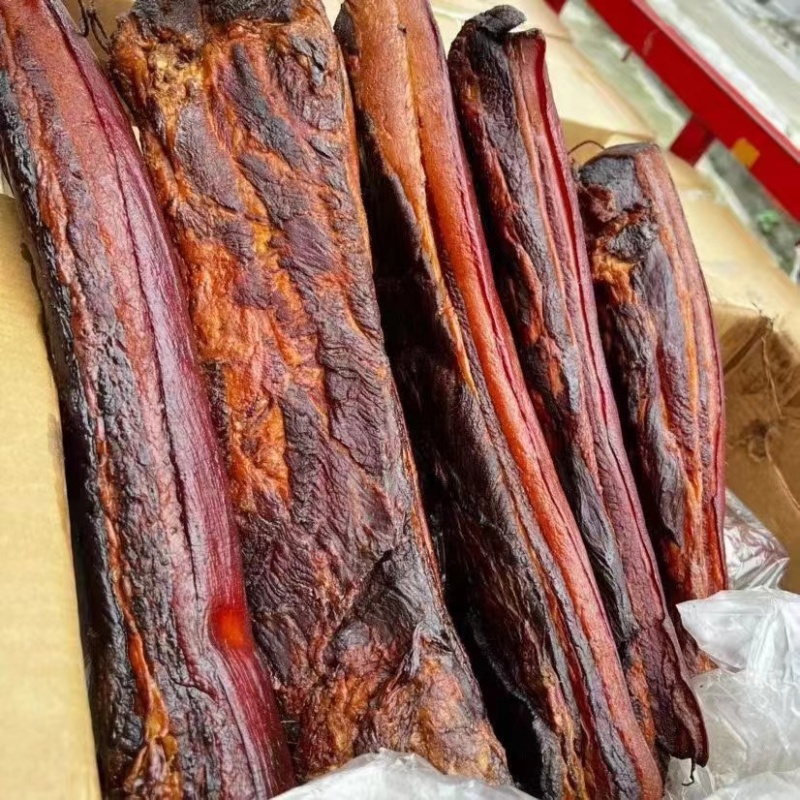 三线肉烟熏三线腊肉地摊门市酒店供应现货批发