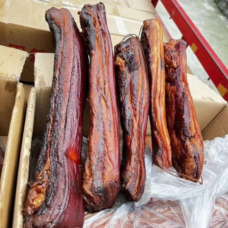 三线肉烟熏三线腊肉地摊门市酒店供应现货批发