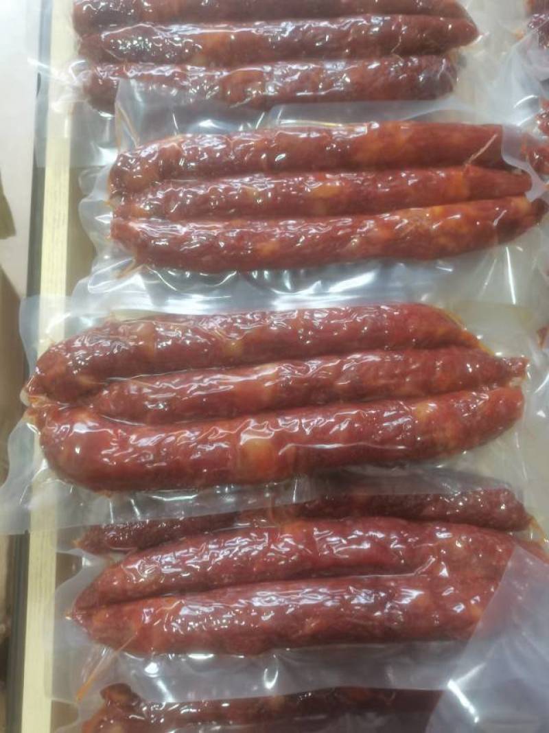 腊肉香肠一件60斤