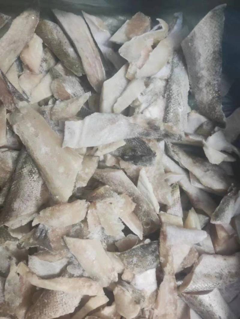鳕鱼肉鳕鱼碎肉无骨鳕鱼肉厂家批发