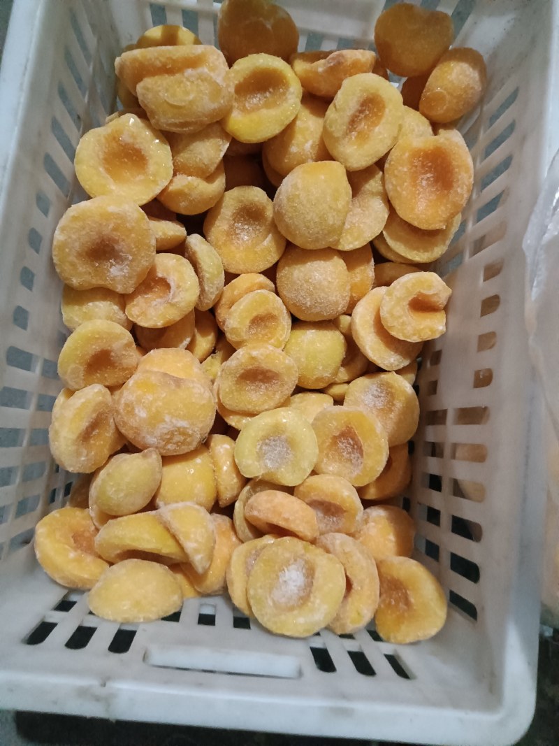 冷冻加工黄桃半供应