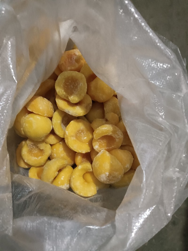 冷冻加工黄桃半供应
