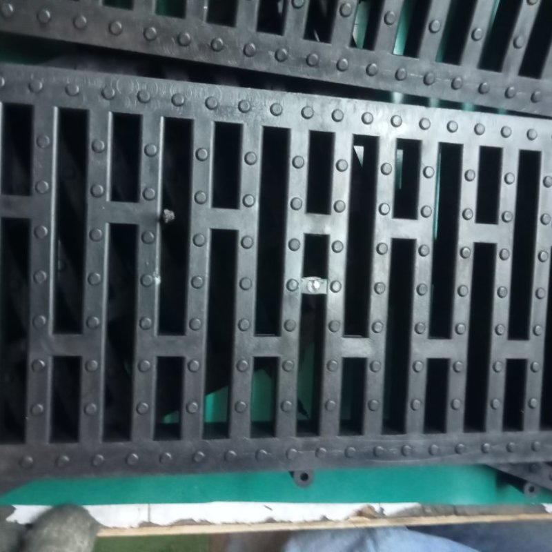 地板胶pp黑色