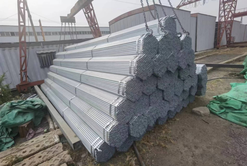大棚骨架大棚圆管镀锌带钢管厂家产地直发