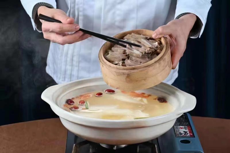 带皮羊肉去皮羊肉羊胴体羊头肉羊蹄羊杂现货供应厂家直销