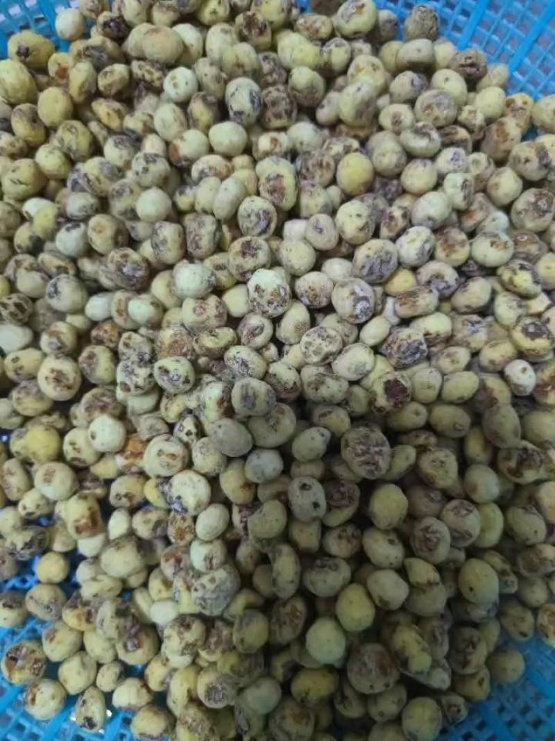 新疆脱皮油莎豆，一手货源，产地直发，品质保证，欢迎采购