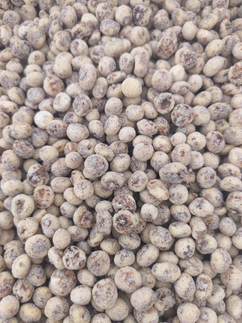 新疆脱皮油莎豆，一手货源，产地直发，品质保证，欢迎采购