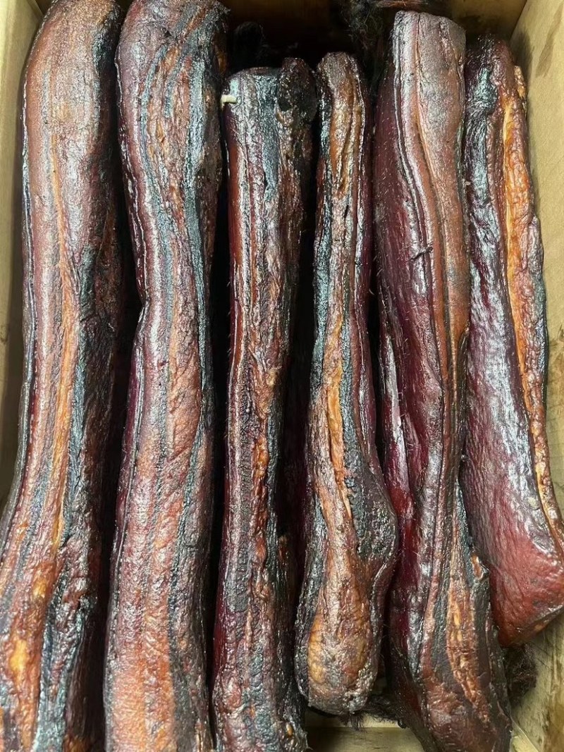 烟熏五花腊肉二刀腊肉纯肉香肠黑五花黄五花腊肉