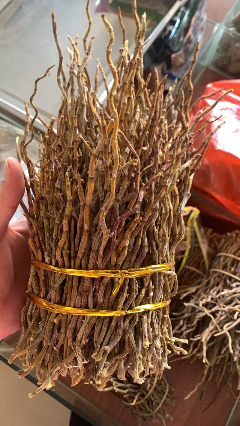 云南铁皮石斛石斛条石斛枫斗石斛花产地货源