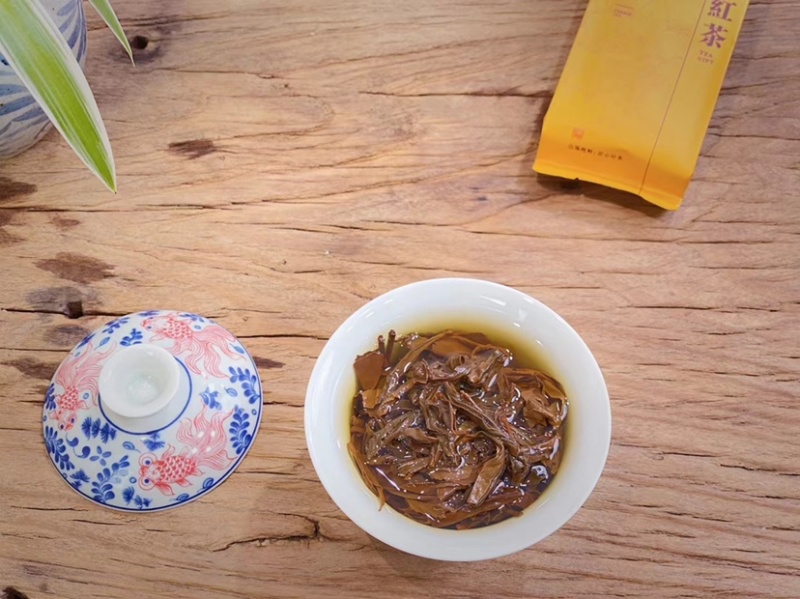 古树红茶礼盒装250克
