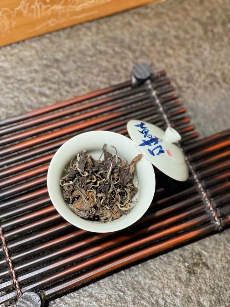 老白茶礼盒装500克