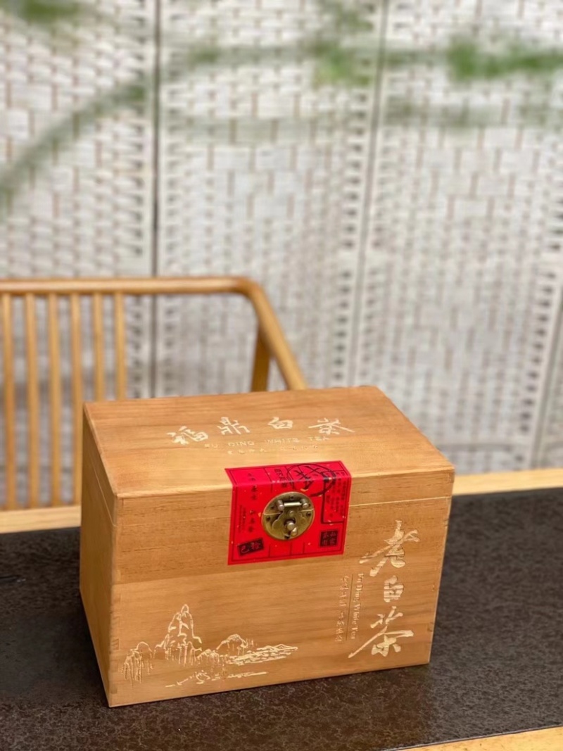 老白茶礼盒装500克