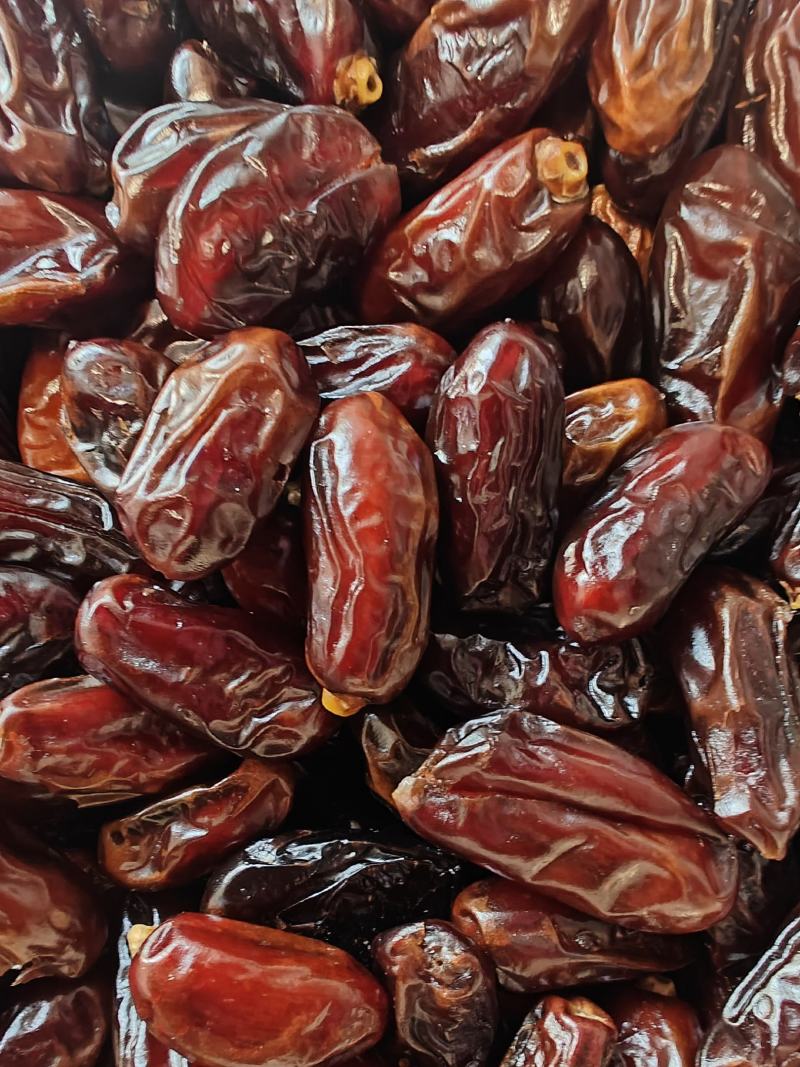 优选精品伊朗黑椰枣一手货源，现货批发，保质保量，量大优惠