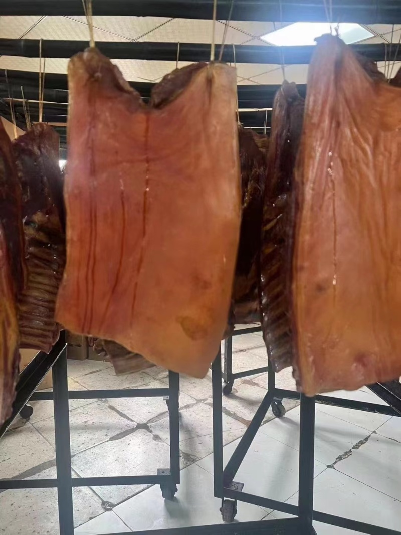 腊肉，小香猪腊肉，腊排，产地供应，现货现发欢迎来电咨询