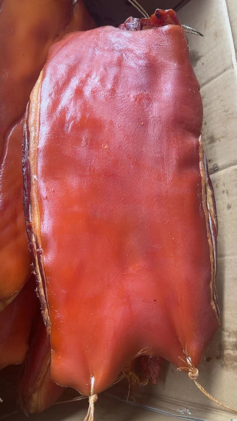 腊肉，小香猪腊肉，腊排，产地供应，现货现发欢迎来电咨询