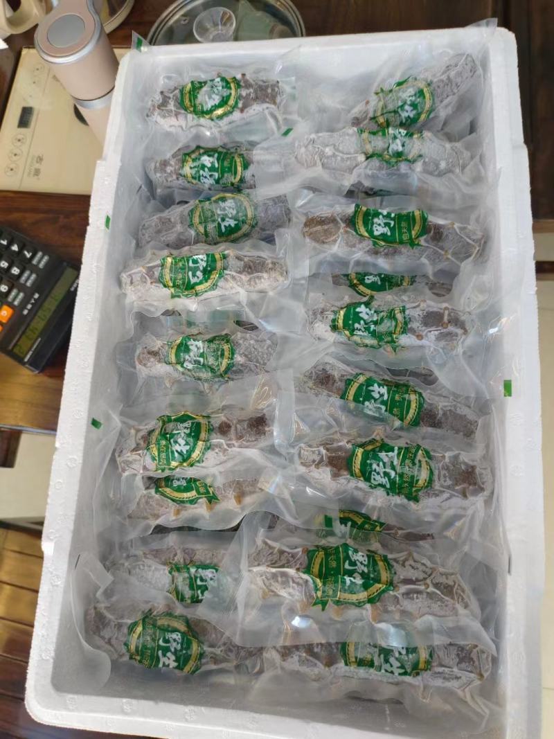 海参一件可发大量供应纯大连海参欢迎电话联系