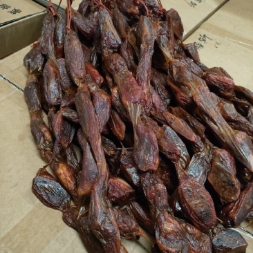 香肠腊肠排骨香肠腊干度好味道巴适库房现货一手货源价格美丽