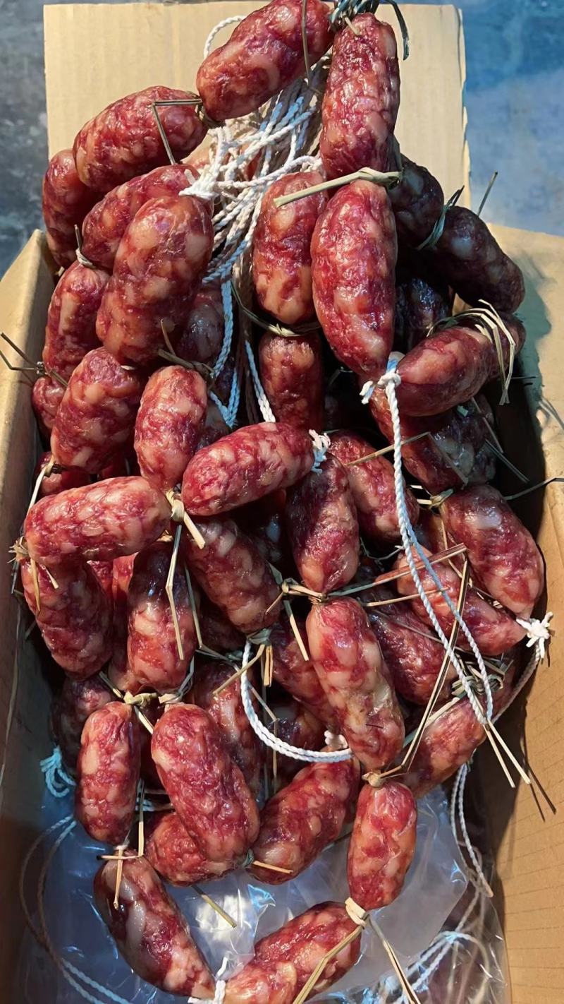腊肠肉肠纯肉香肠广味香肠广味腊肠干度好味道好价格美丽