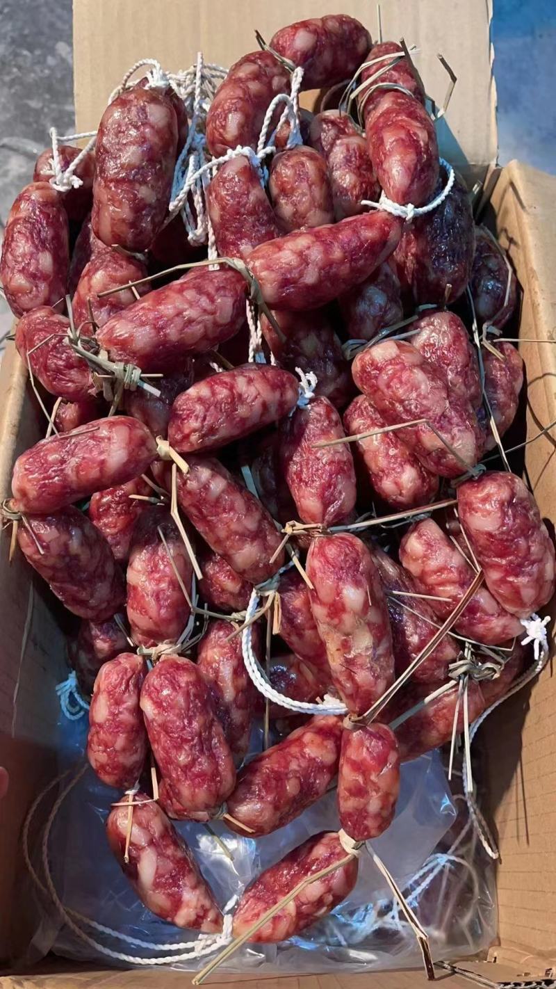 腊肠肉肠纯肉香肠广味香肠广味腊肠干度好味道好价格美丽