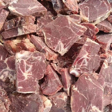 满肉牛脖骨