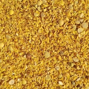 山东高温熟化碎黄豆，适合牛羊养殖，瓜果蔬菜大棚种地施肥