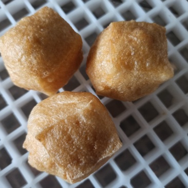 油豆腐;油片;油三角