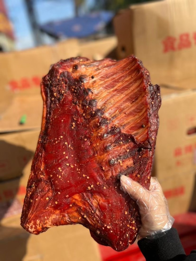 五香小香猪，价格美丽，味道好，货源充足，欢迎致电