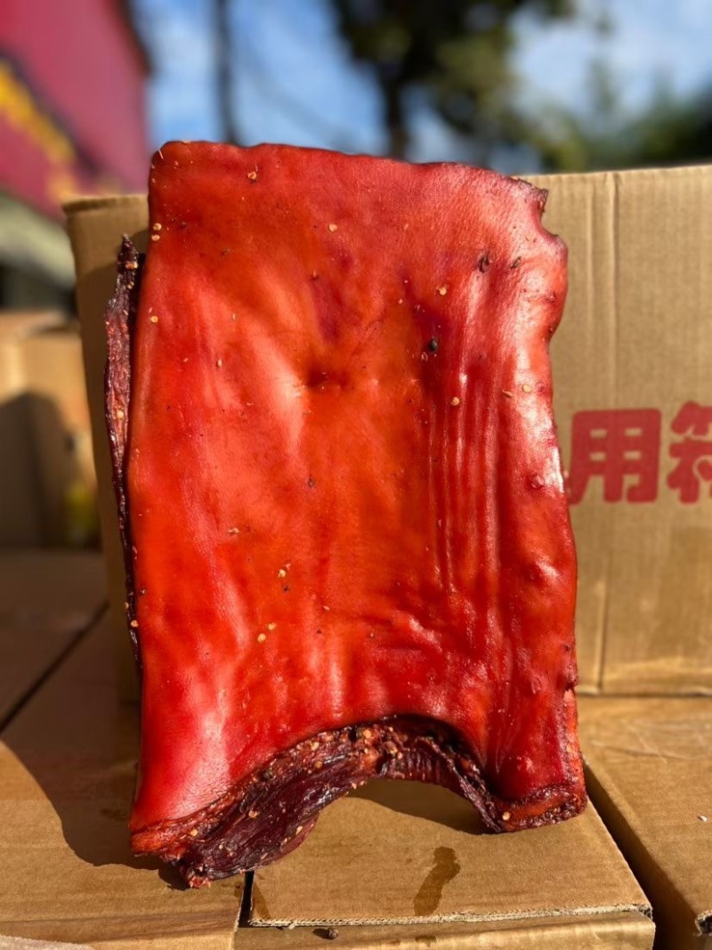 五香小香猪，价格美丽，味道好，货源充足，欢迎致电