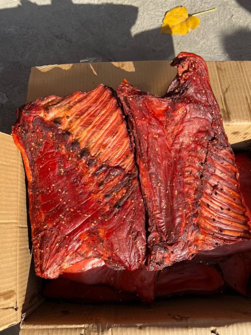 五香小香猪，价格美丽，味道好，货源充足，欢迎致电