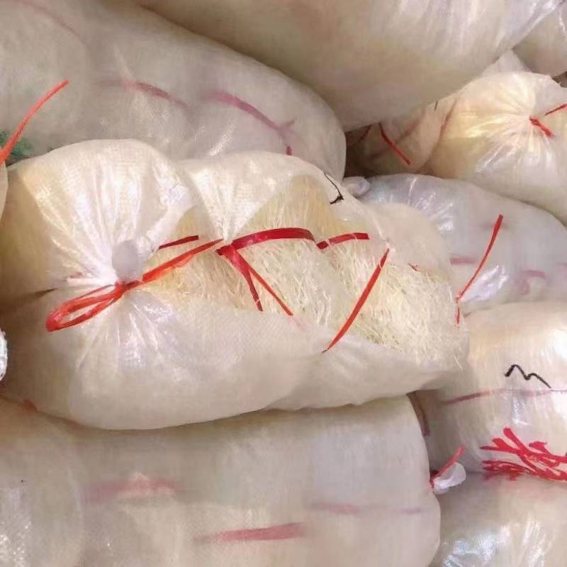豌豆粉丝。一件50把，一件20斤，需要的老板联系