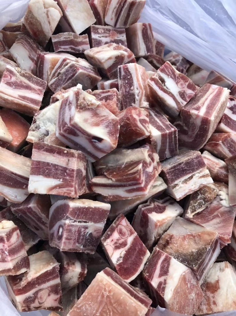 原切满肉羔羊羊排块，货源充足全国发货手续齐全需要联系。