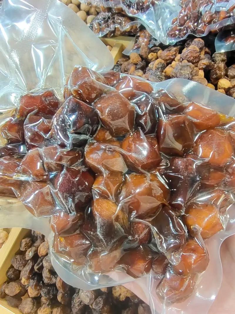 新疆喀什杏干香甜可口一手货源产地直发欢迎电联