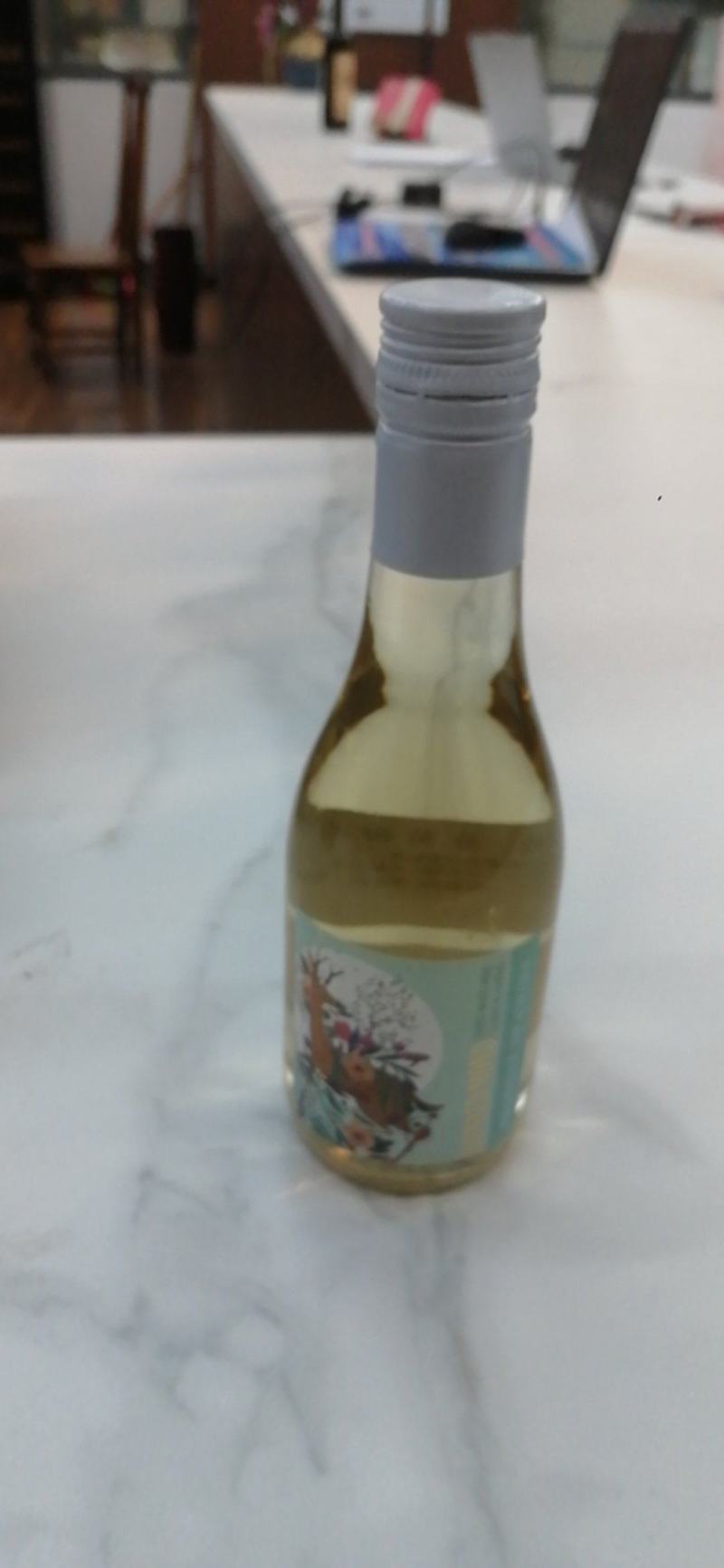 红酒，果酒，葡萄酒厂家直供，一件代发，直供电商平台网红卖
