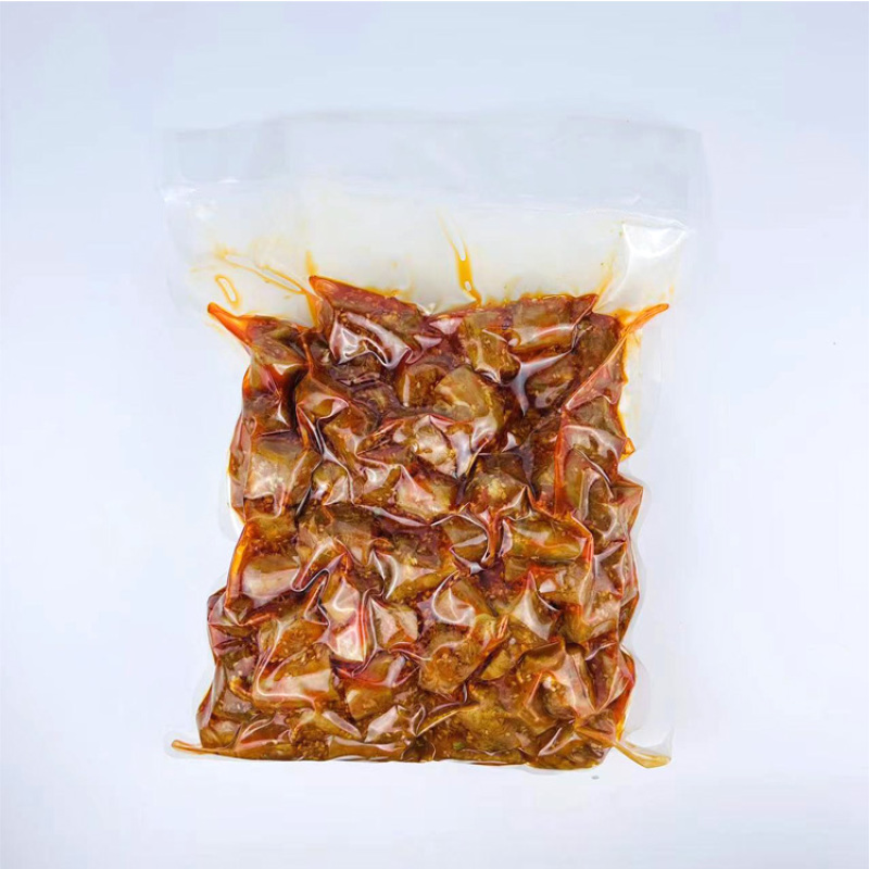 香辣藤椒鸭脖段批发，一袋起发三袋包邮全国发货送货上门