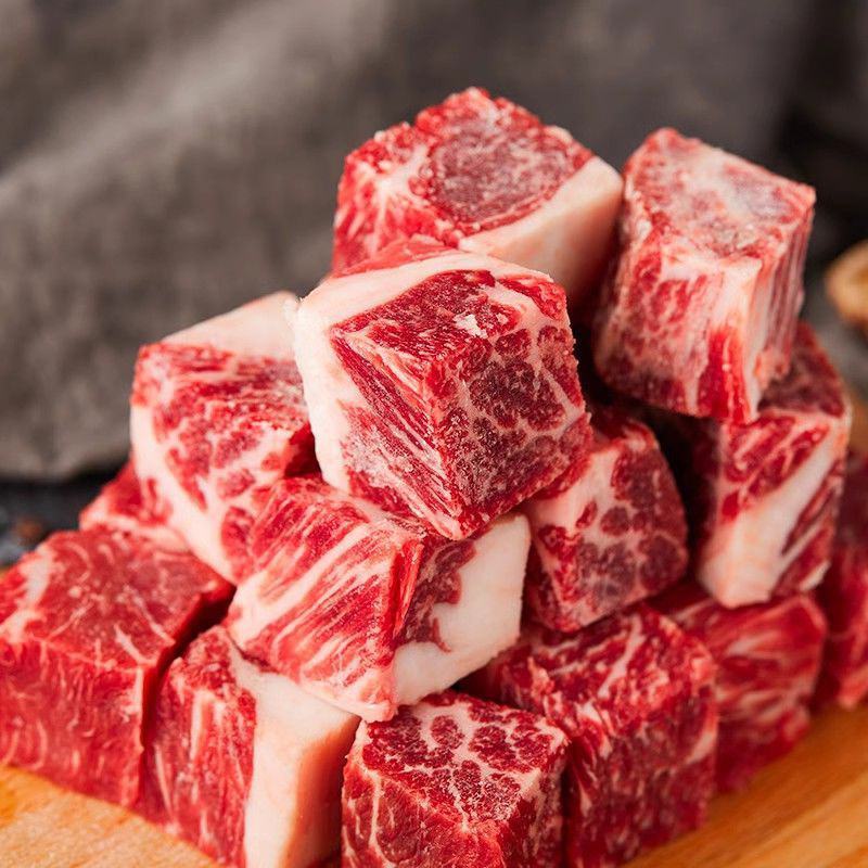 雪花牛肉粒牛腩块新鲜冷冻牛肉块炖牛腩肉商用批发一
