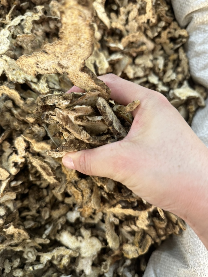 野生苍术，纯无硫，有大货，加工厂直销，可定做规格