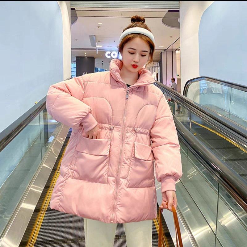 女士羽绒服400件左右，小整带杂，长短款，