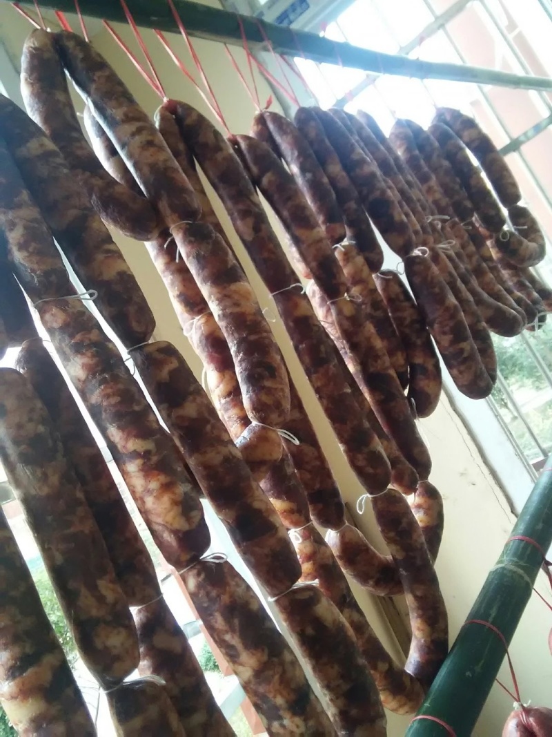 农家自己做的香肠腊肉