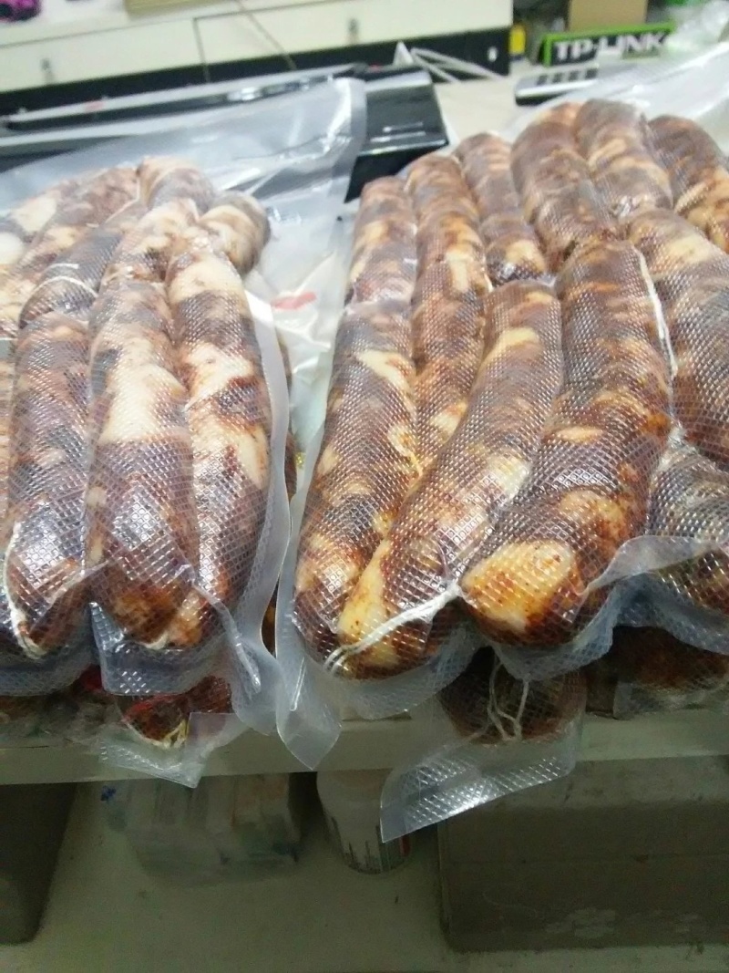 农家自己做的香肠腊肉