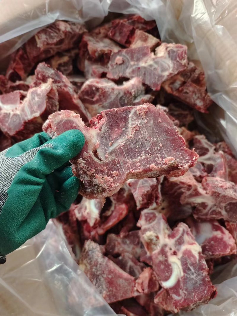 满肉牛脖