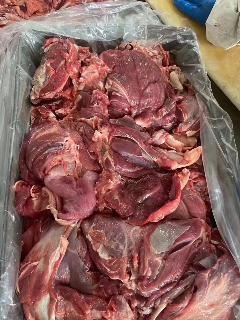 去骨羊肉，新剔纯干无水大羊前后腿肉制作，现货大量供应！